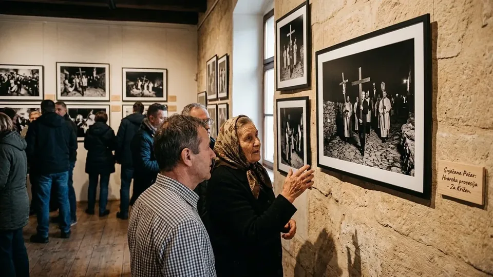 U Ludbregu otvorena fotografska izložba Snježane Požar o jedinstvenoj hvarskoj procesiji – Varaždinska županija